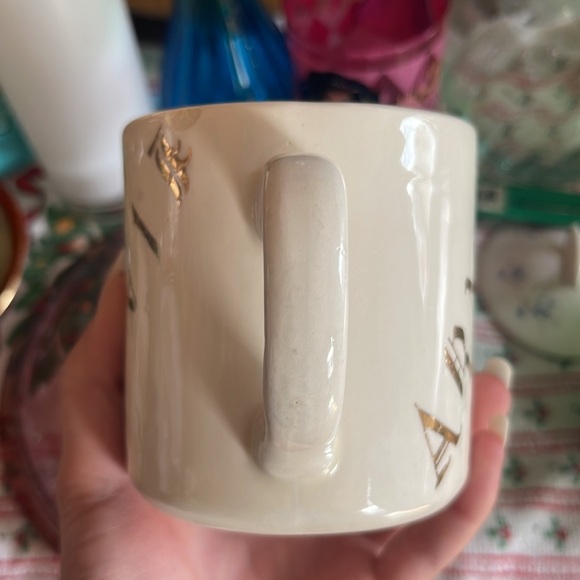 Vintage Arnie mug - Picture 4 of 8